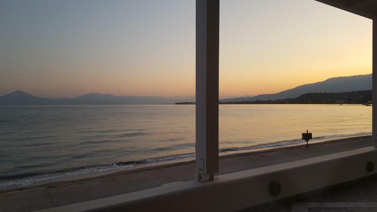 Villa Patras Luxury Seaside House Extérieur photo